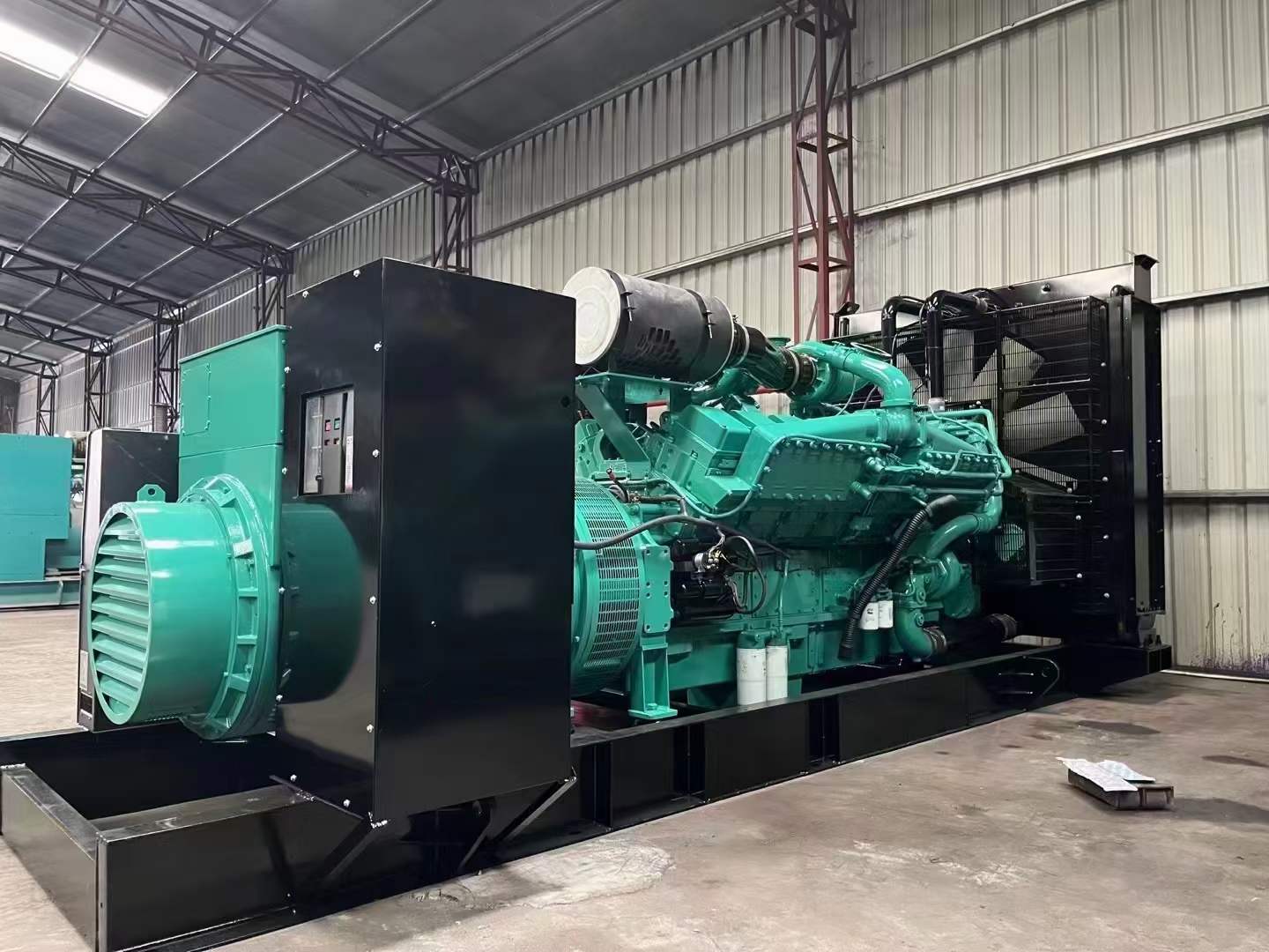 宝清如何降低 800kW 柴油发电机输出电流的波动？