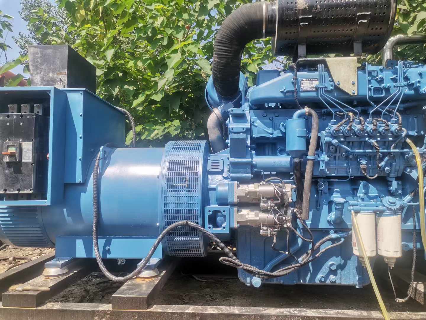 宝清详细说明降低 800kW 柴油发电机输出电流波动的方法