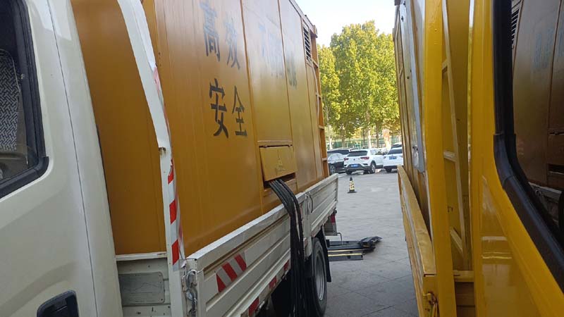 宝清如何判断柴油发电机组和UPS电源的切换时间是否符合要求？