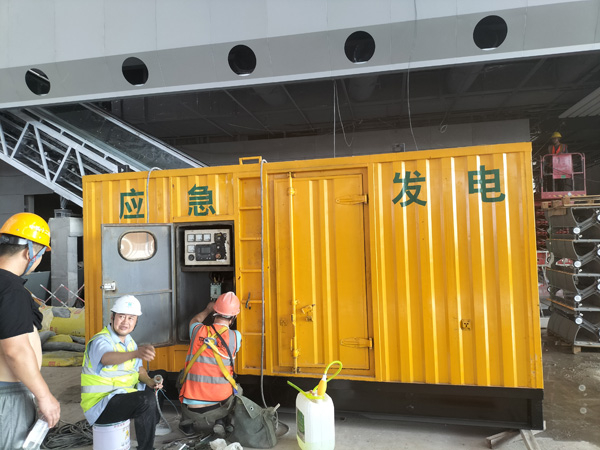 宝清怎样判断空气滤清器是否需要更换？