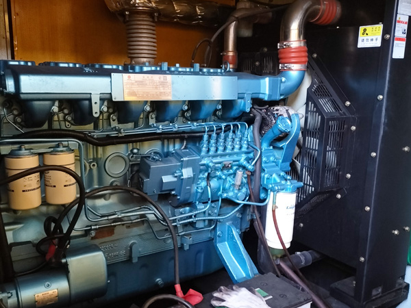 宝清磷酸铁锂蓄电池的使用寿命与哪些因素有关？
